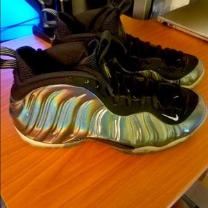 Nike Foamposite One- Holoposites
